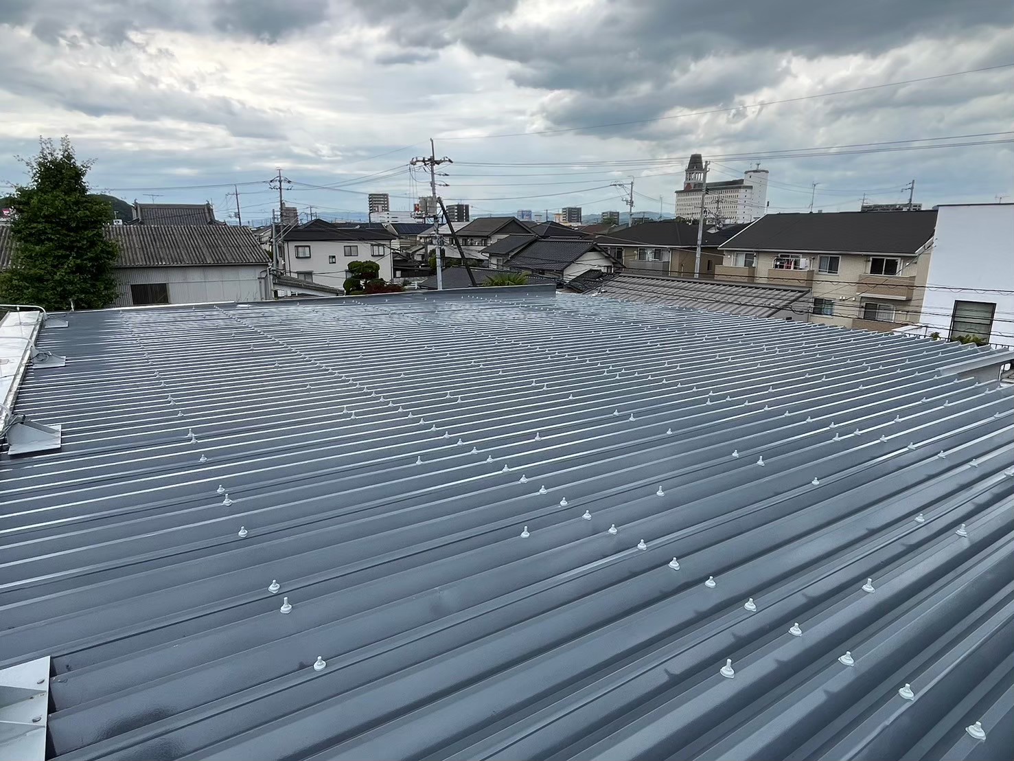 屋根塗装工事・雨漏れ補修工事