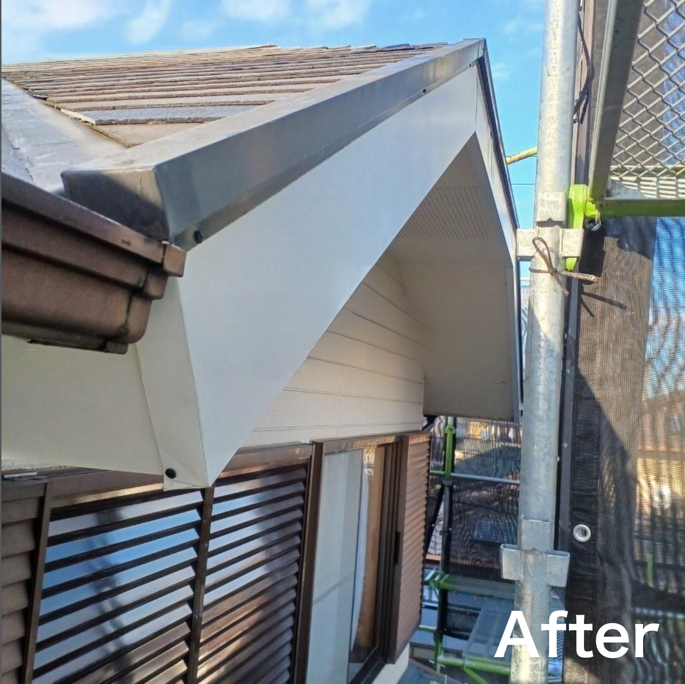 施工事例　軒先の補修・塗装