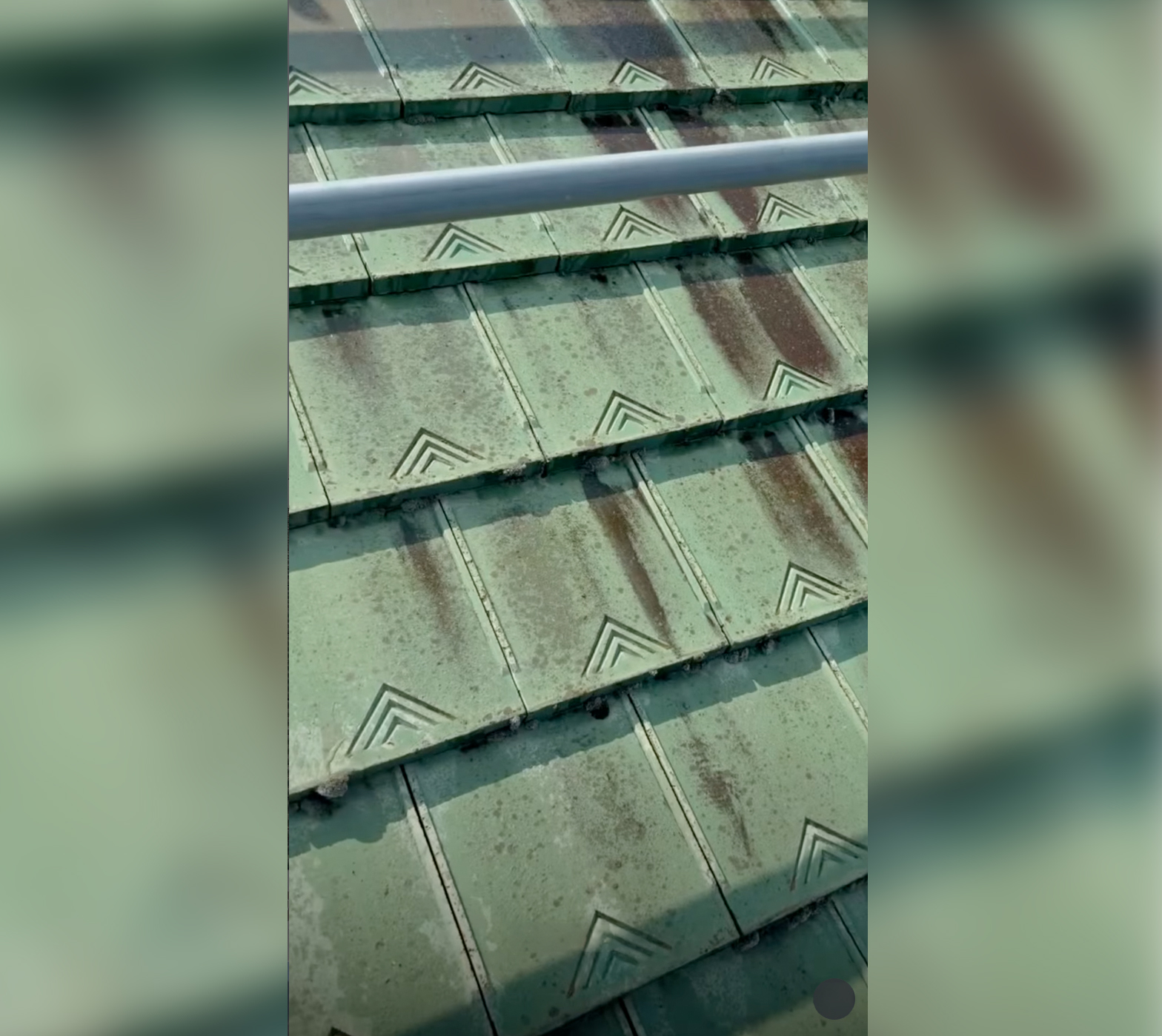 【屋根塗装施工例】高圧洗浄から下塗り・上塗りまで丁寧に施工